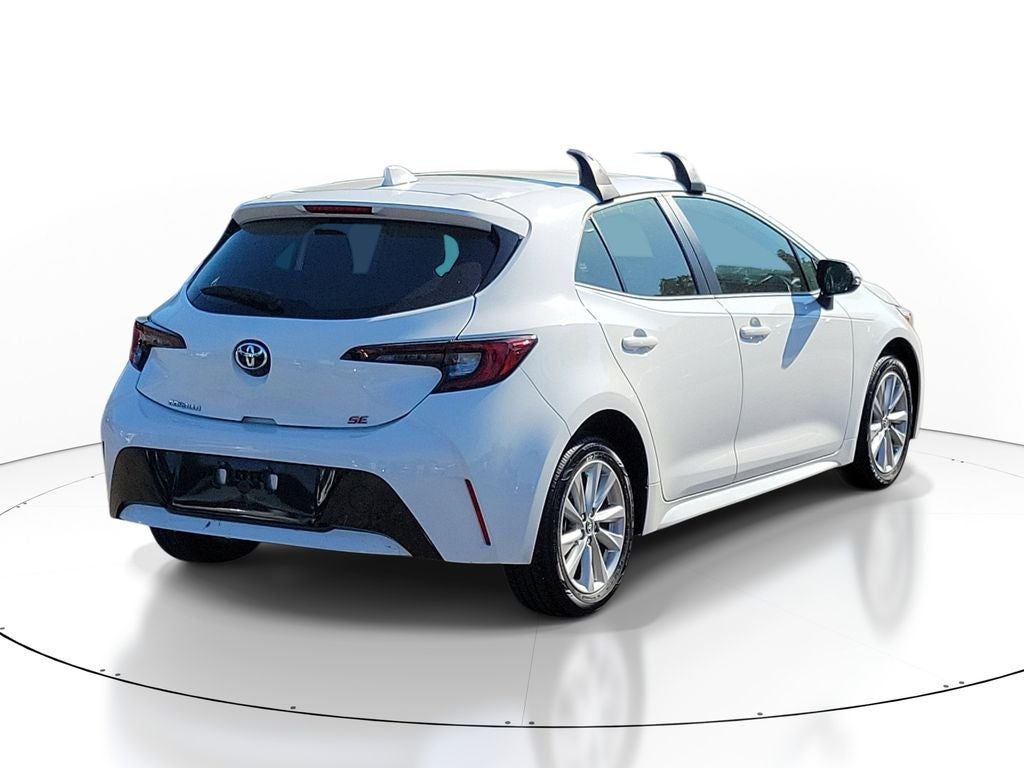 2024 Toyota Corolla Hatchback SE