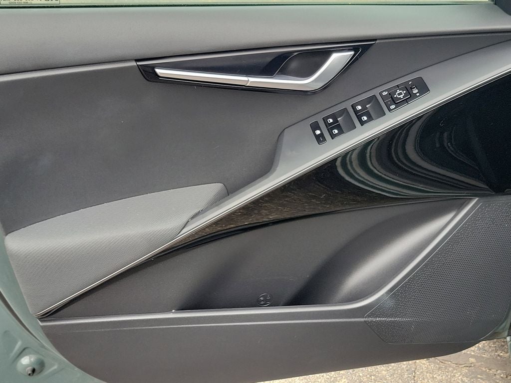 2023 Kia Niro EX