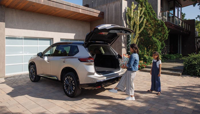 Nissan of Canton in Canton MI