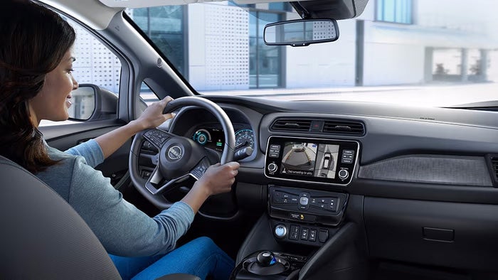 Nissan of Canton in Canton MI Nissan LEAF interior dashbaord